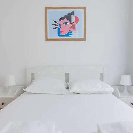 Bel - 2bdr 4p Near Buttes Chaumont *