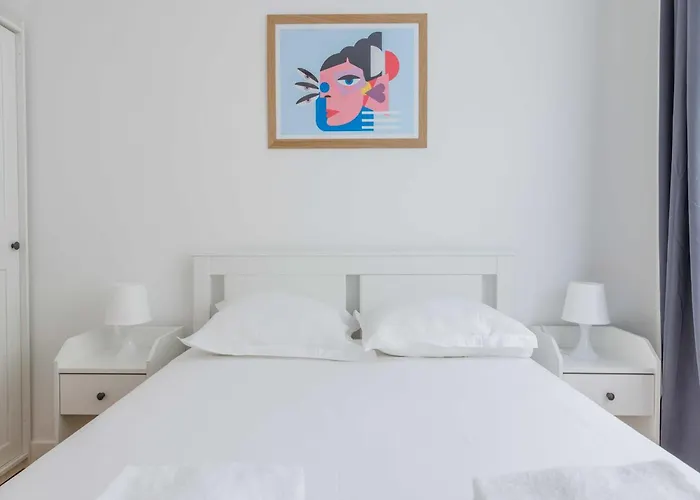 Bel - 2bdr 4p Near Buttes Chaumont *